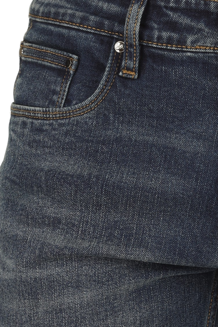 Narrow Fit Jeans {#3208}